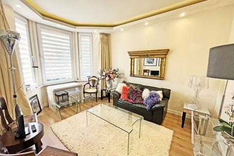 5 bedroom terraced house for sale, London W3