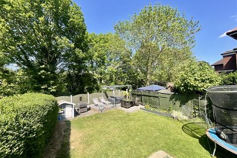 51 Rainbow Avenue, Hackenthorpe, Sheffield, S12 4AR