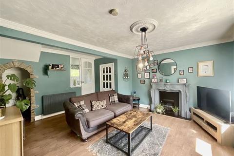 51 Rainbow Avenue, Hackenthorpe, Sheffield, S12 4AR