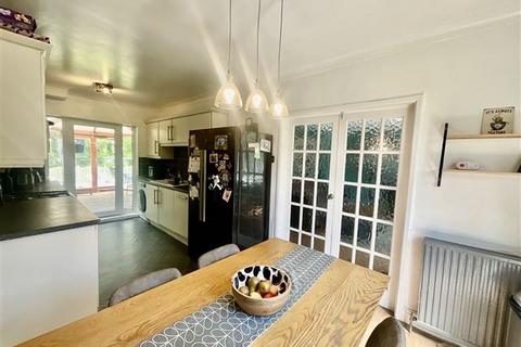 51 Rainbow Avenue, Hackenthorpe, Sheffield, S12 4AR