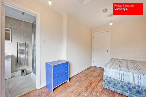 5 bedroom terraced house to rent, Cyclops Mews, Canary Wharf, London E14