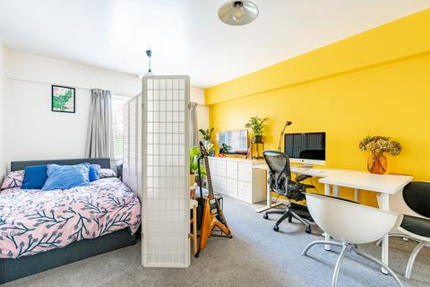 Studio for sale, Bristol BS1