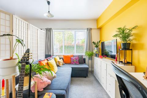 Studio for sale, Bristol BS1