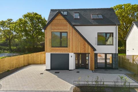 4 bedroom detached house for sale, Marriott Way, Bovey Tracey, Newton Abbot, Devon, TQ13