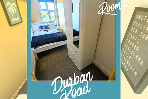 undefined, Room 6