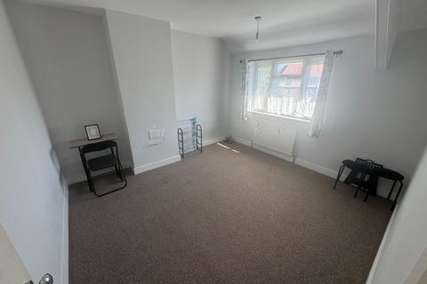 undefined, Flat B, Wiltshire Road, Doncaster