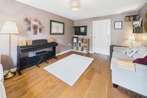 9 Beechcraft Road, Upper Rissington, Cheltenham, GL54 2QR