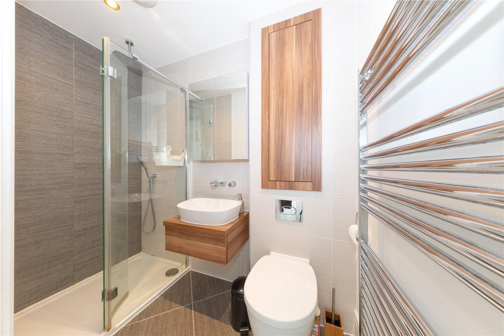 Ensuite