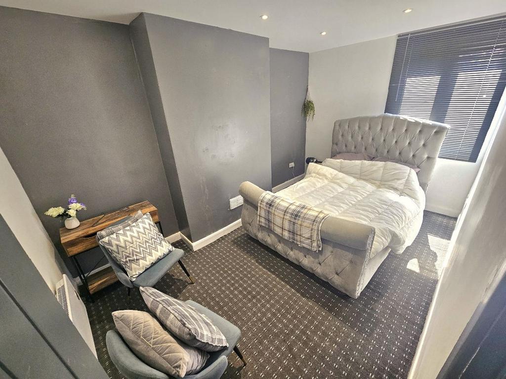 Flat 2