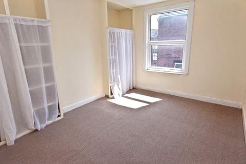15 Aberdeen Road, Leeds, LS12 3RB