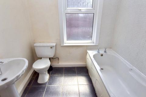 15 Aberdeen Road, Leeds, LS12 3RB