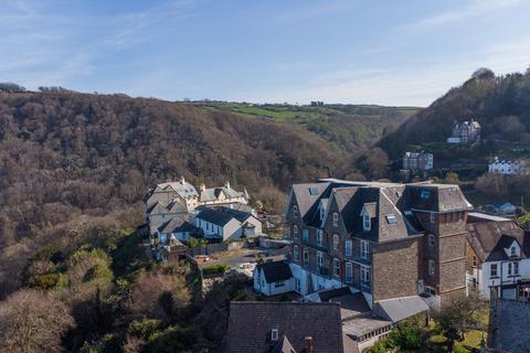 2 bedroom apartment for sale, Imperial Court, Lynton