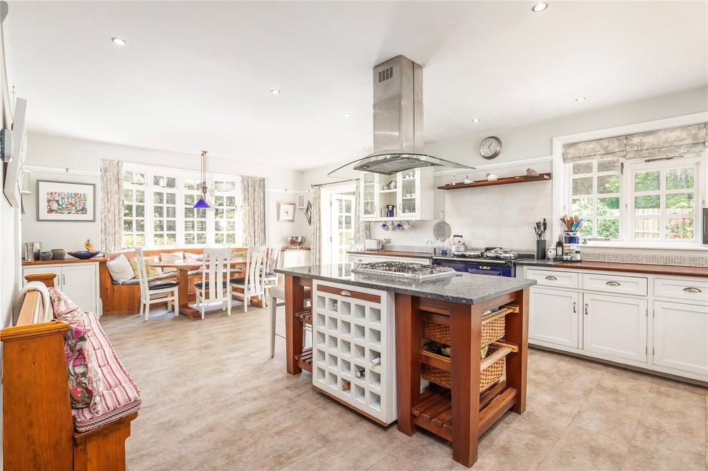 Kitchen/Breakfast