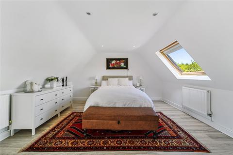26 The Shearers, Bishop's Stortford, CM23 4AZ