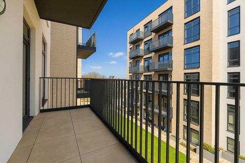 2 bedroom apartment to rent, Wych Elm, Essex CM20