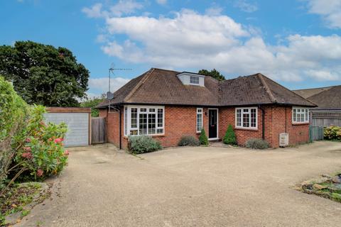 Hogg Lane, Holmer Green HP15