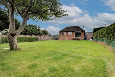 3 bedroom bungalow for sale, Hogg Lane, Holmer Green HP15