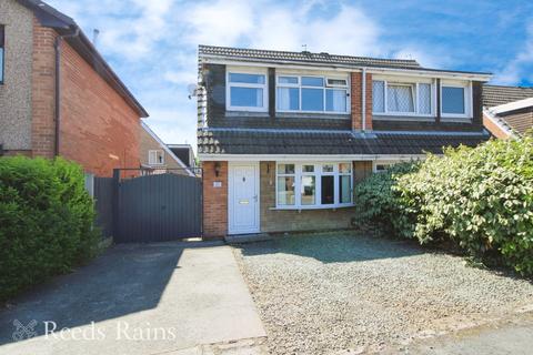 3 bedroom semi-detached house for sale, Larchwood Crescent, Lancashire PR25