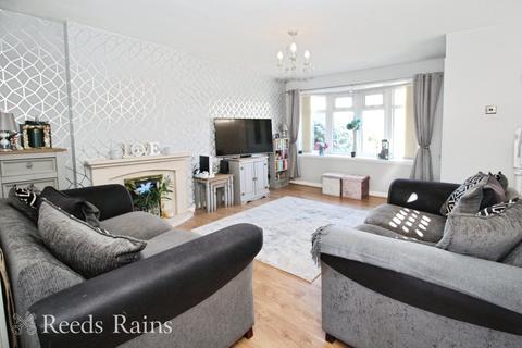 3 bedroom semi-detached house for sale, Larchwood Crescent, Lancashire PR25