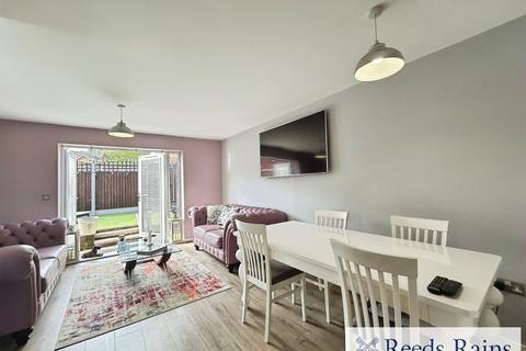 216 Duchy Road, Salford, M6 6GP