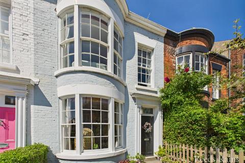 Falsgrave Road, North Yorkshire YO12