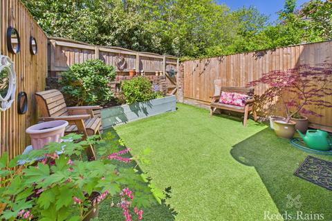 3 bedroom terraced house for sale, Falsgrave Road, North Yorkshire YO12