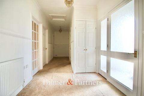 undefined, Great Holland Court, Great Holland, Frinton-on-Sea, Essex, CO13