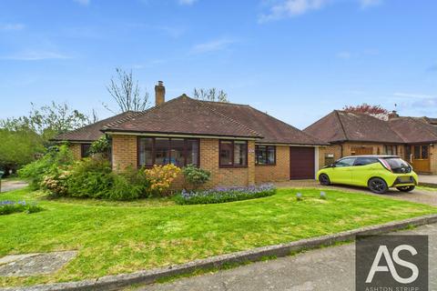 2 bedroom detached bungalow for sale, Gregory Walk, Sedlescombe, TN33
