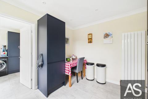 2 bedroom detached bungalow for sale, Gregory Walk, Sedlescombe, TN33
