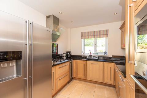 3 bedroom semi-detached house for sale, Old Road, Chesterfield S40