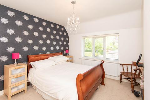 3 bedroom semi-detached house for sale, Old Road, Chesterfield S40