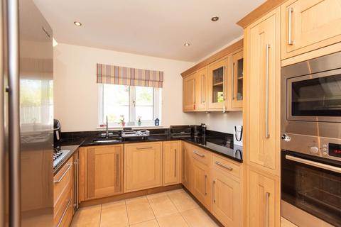 3 bedroom semi-detached house for sale, Old Road, Chesterfield S40