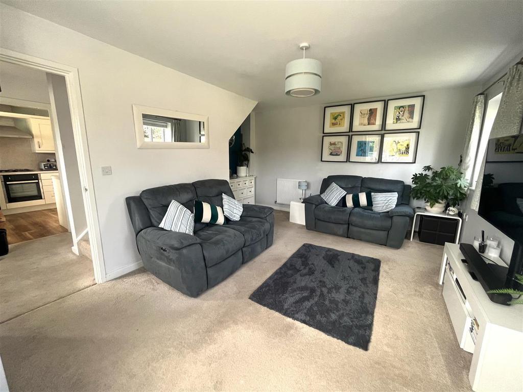 Living room 1.jpeg