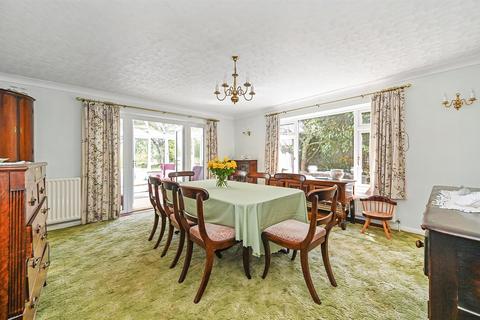 undefined, Dauntsey Lane, Weyhill