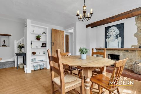 21 Aldgate, Ketton, Stamford, PE9 3TD