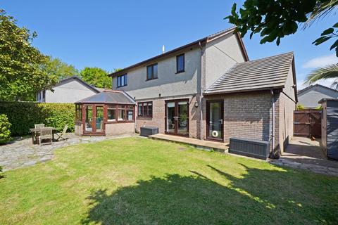 22 Tehidy Close, Camborne, TR14 0HL