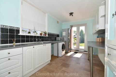 2 bedroom semi-detached bungalow for sale, Middlecroft Lane, Gosport