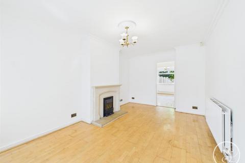12 Brookhill Drive, Leeds, LS17 8QG