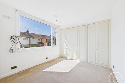 12 Brookhill Drive, Leeds, LS17 8QG