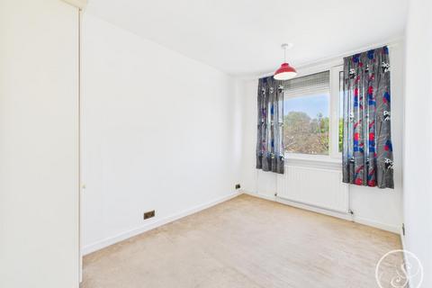 12 Brookhill Drive, Leeds, LS17 8QG