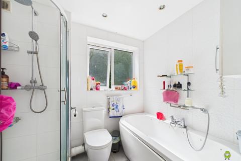 38 Regent Square, Belvedere, DA17 6EP