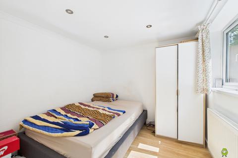 38 Regent Square, Belvedere, DA17 6EP