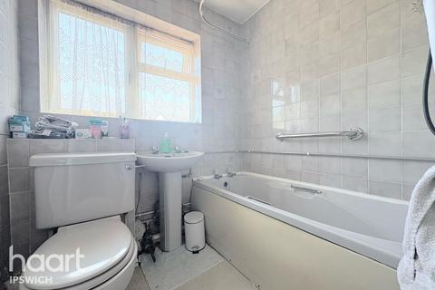 62 Jasmine Close, Ipswich, IP2 9HP