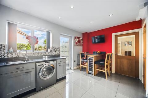 4 bedroom detached house for sale, Shire Road, Morley, Leeds, West Yorkshire
