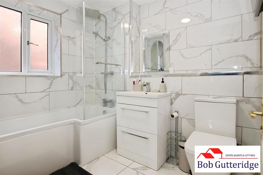 First floor family bathroom