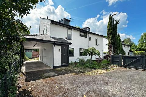 St. Marys Road, Bowdon