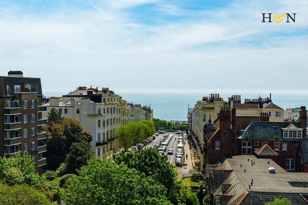 Apartment in Hove - View 3
