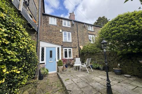 4 bedroom terraced house to rent, Markland Hill, Heaton, Bolton, BL1