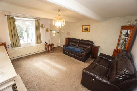 4 bedroom terraced house to rent, Markland Hill, Heaton, Bolton, BL1