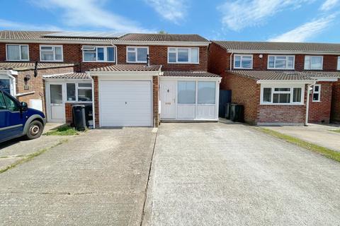 3 bedroom end of terrace house for sale, Moreton Road, BOURNEMOUTH, BH9 3